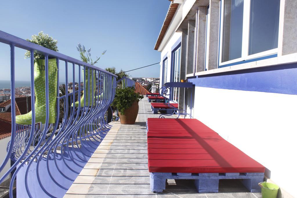 Хостел Chill In Ericeira Surf House Экстерьер фото