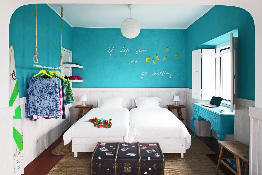 Хостел Chill In Ericeira Surf House Номер фото